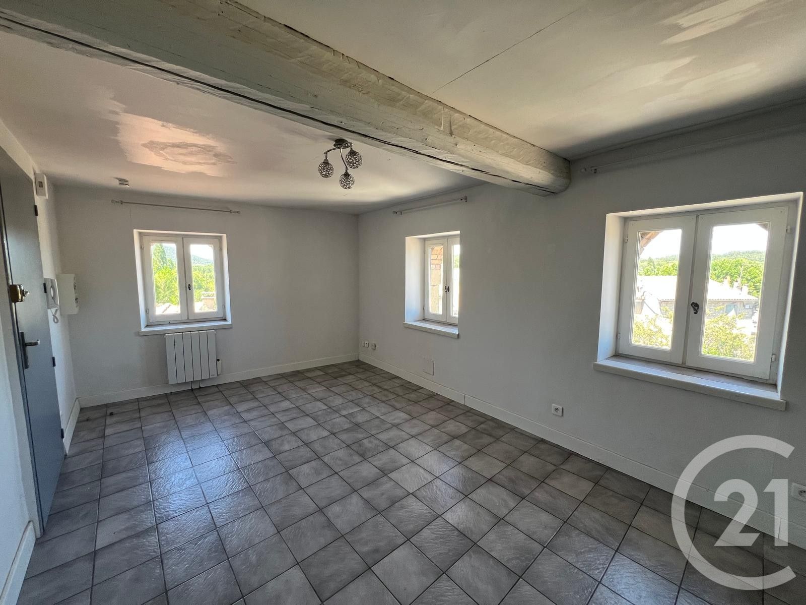 Flat Rue Bourbon in Quissac