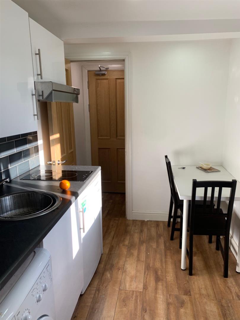 Flat Dawlish Road in Birmingham