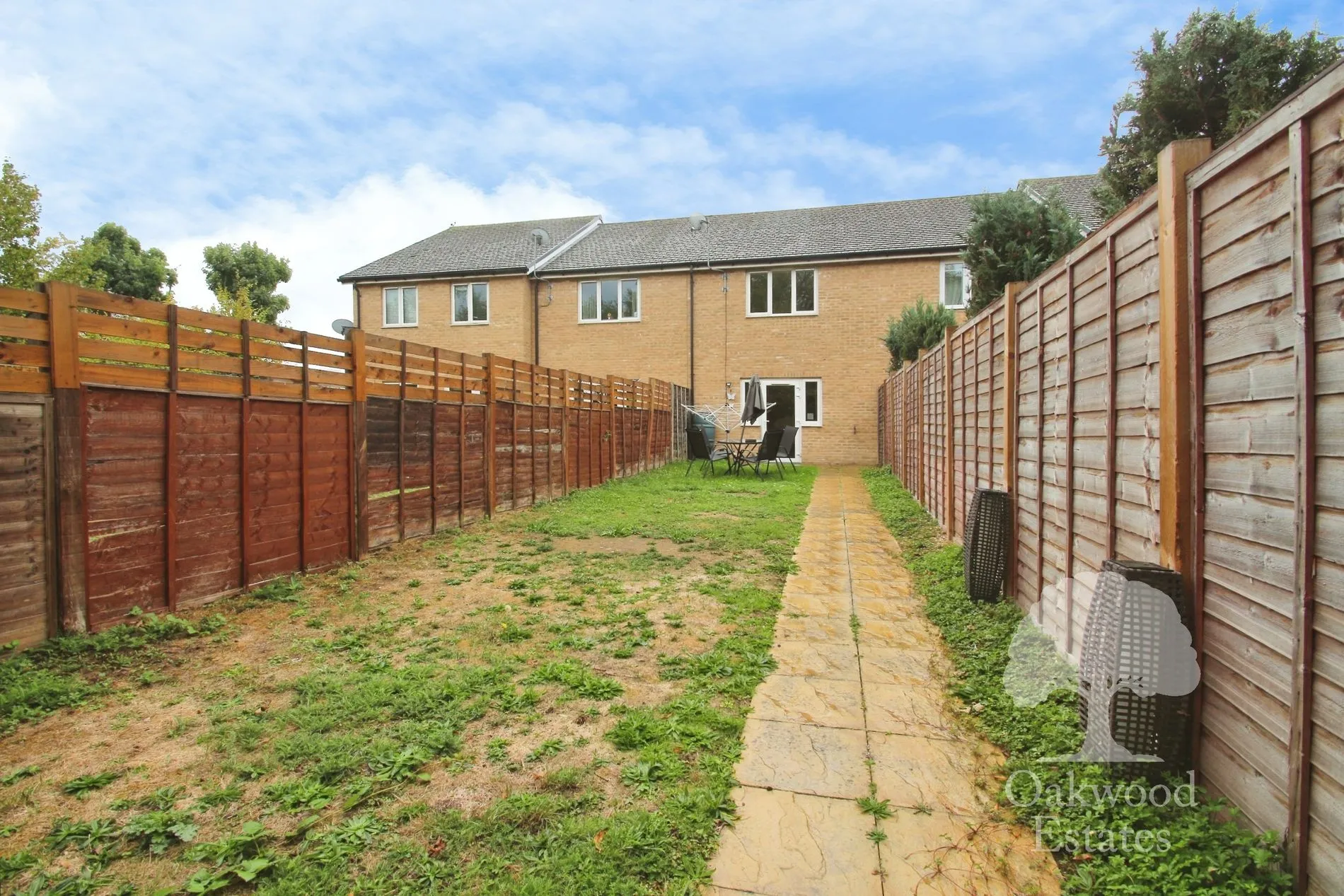 House Summer Drive in Greater London