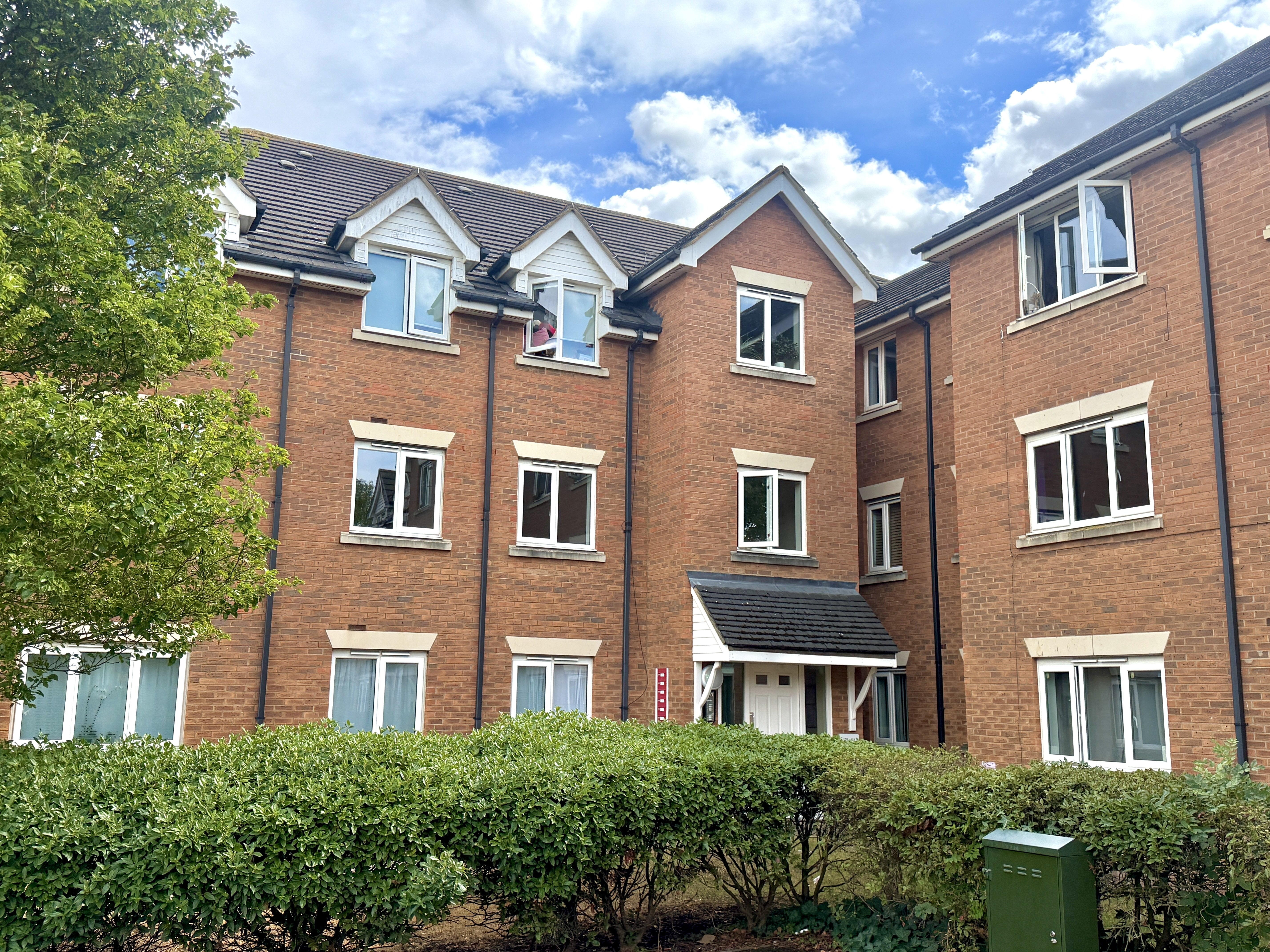 Flat Fellowes Road in Peterborough