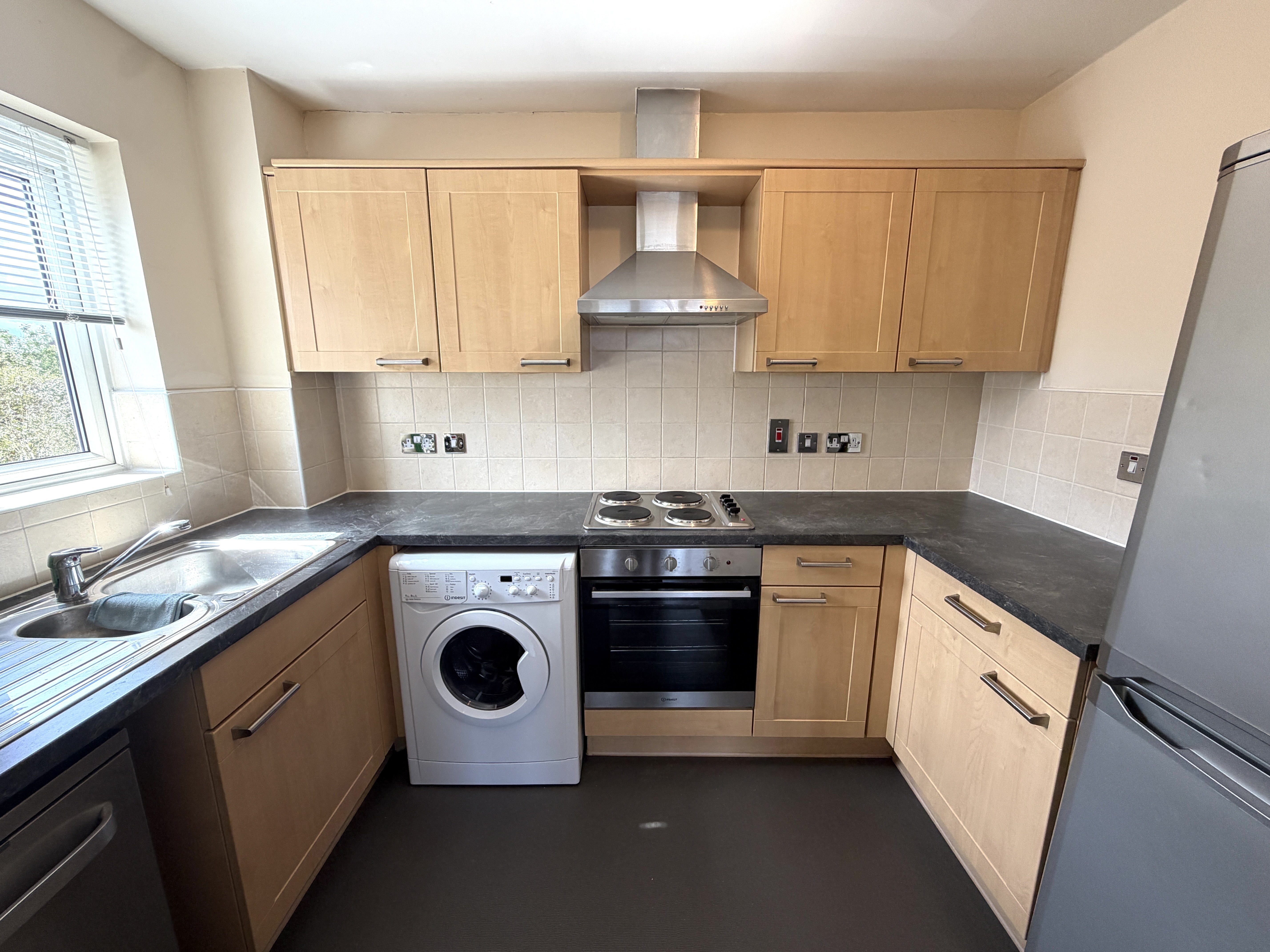 Flat Fellowes Road in Peterborough