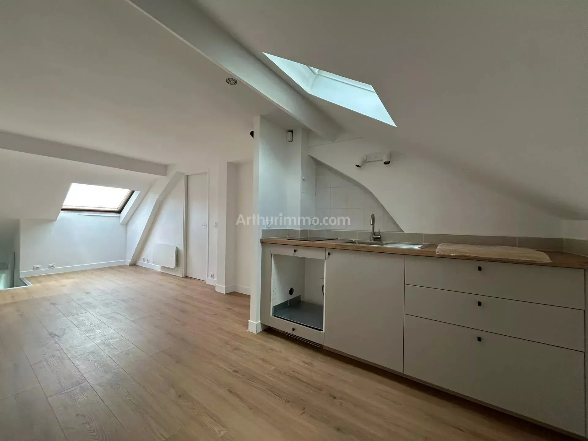 Appartement Avenue Paul Vaillant-Couturier à Paray-Vieille-Poste