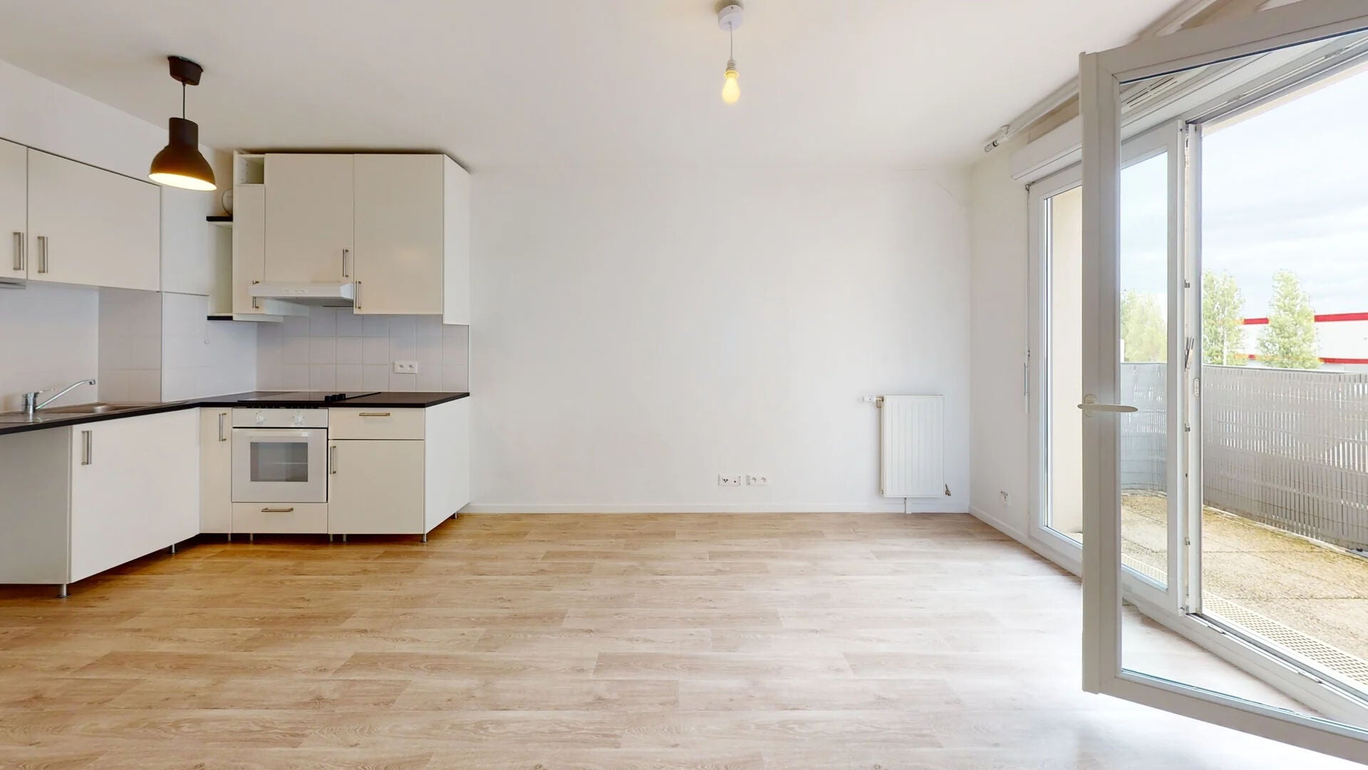 Flat Rue Colette Besson in Morangis