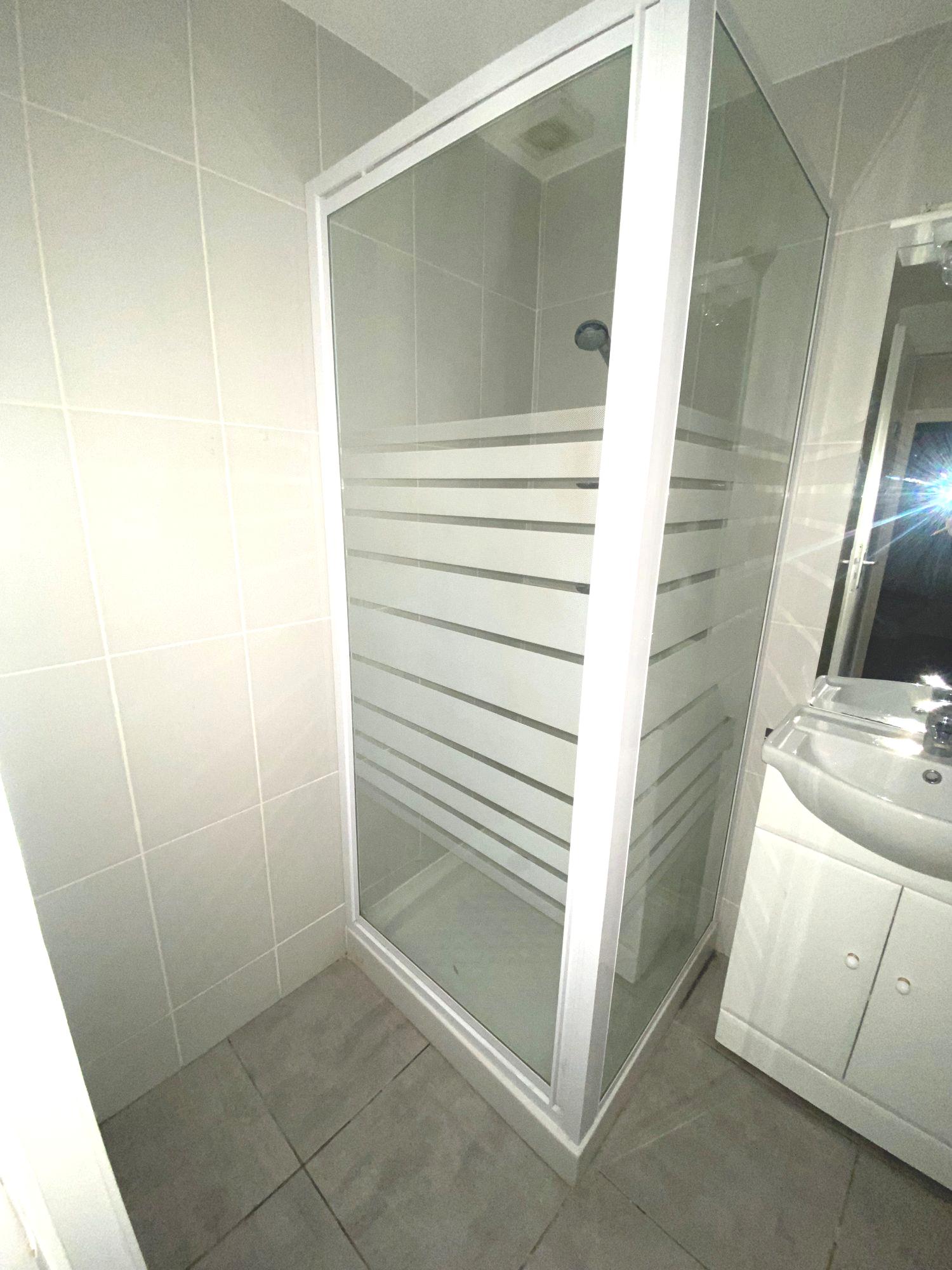 Appartement Rue Pasteur à Saint-Donat-sur-l'Herbasse