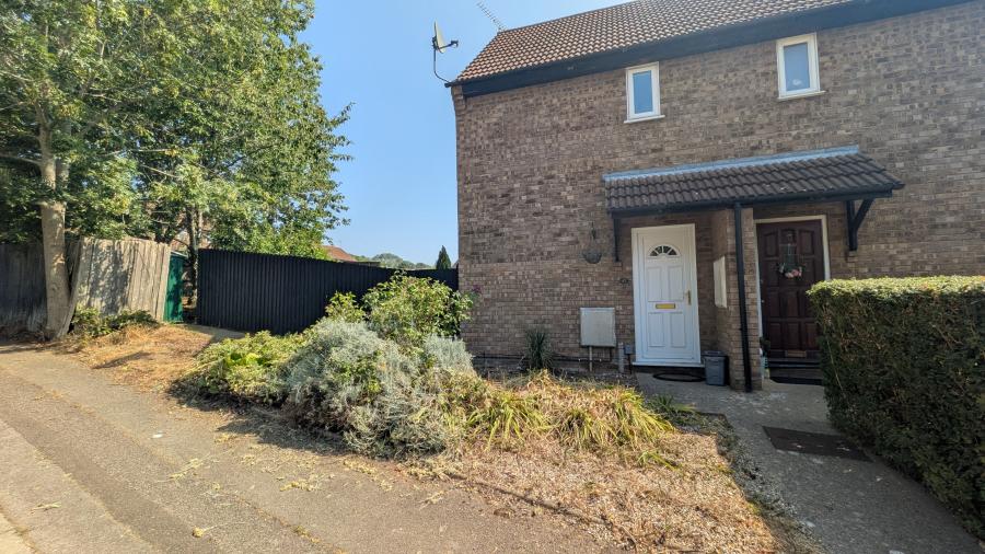 House Sycamore Close in Ipswich
