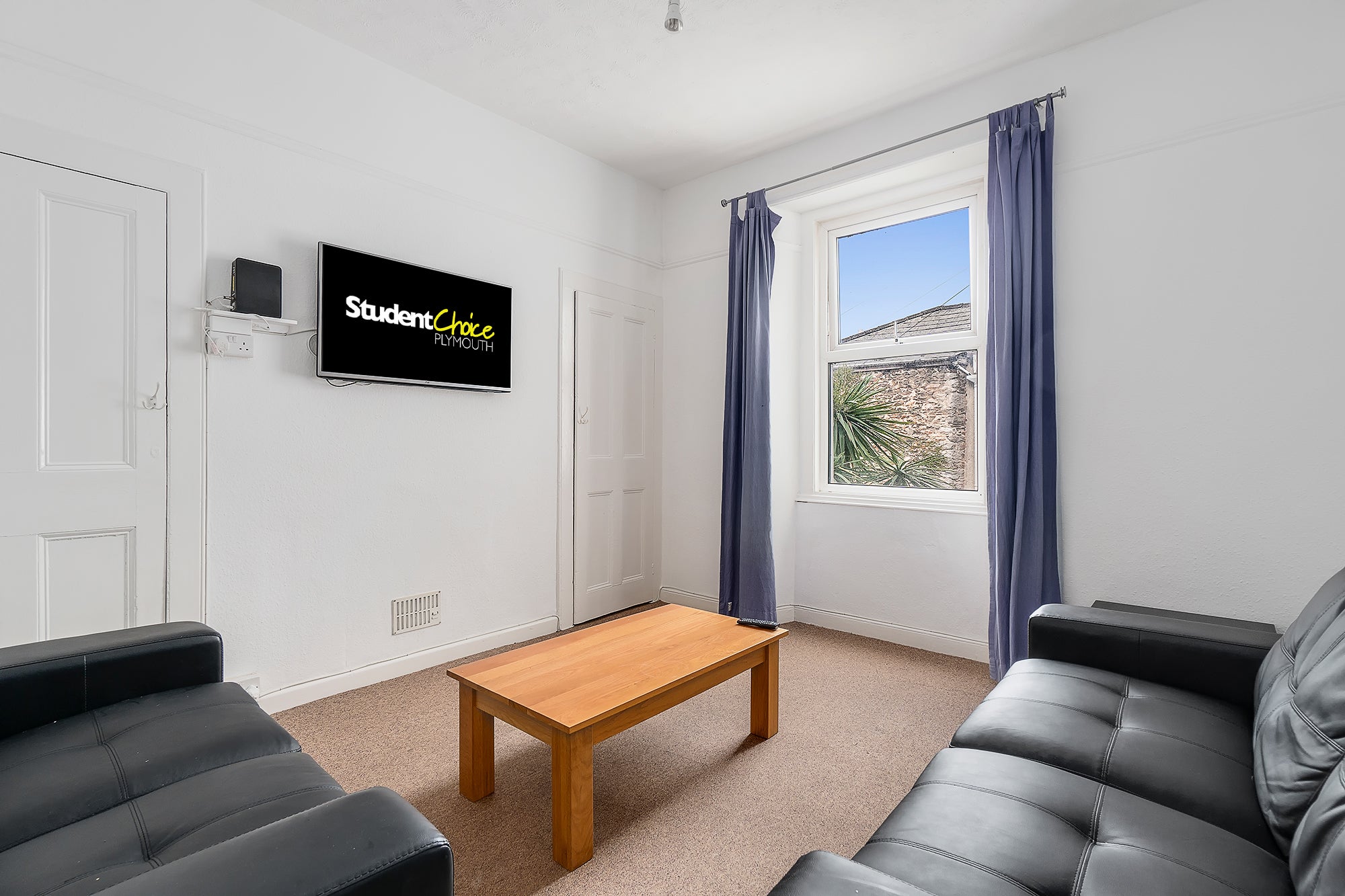 Room Clifton Place in Plymouth