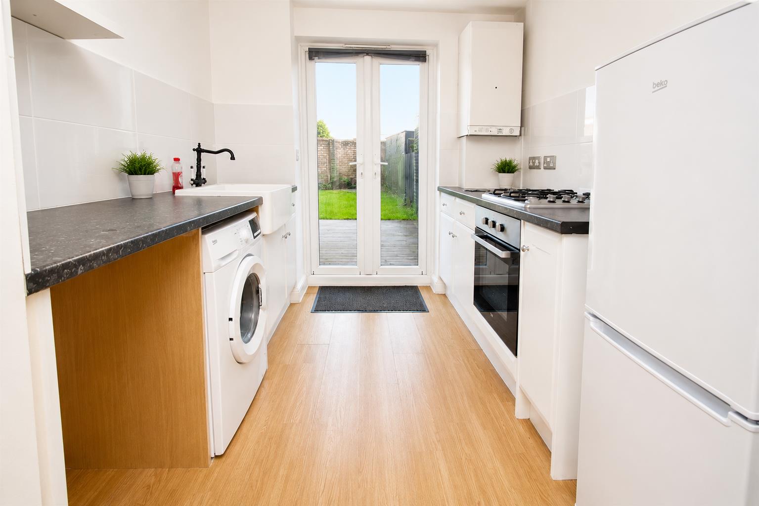 Flat Lomond Road in Dacorum
