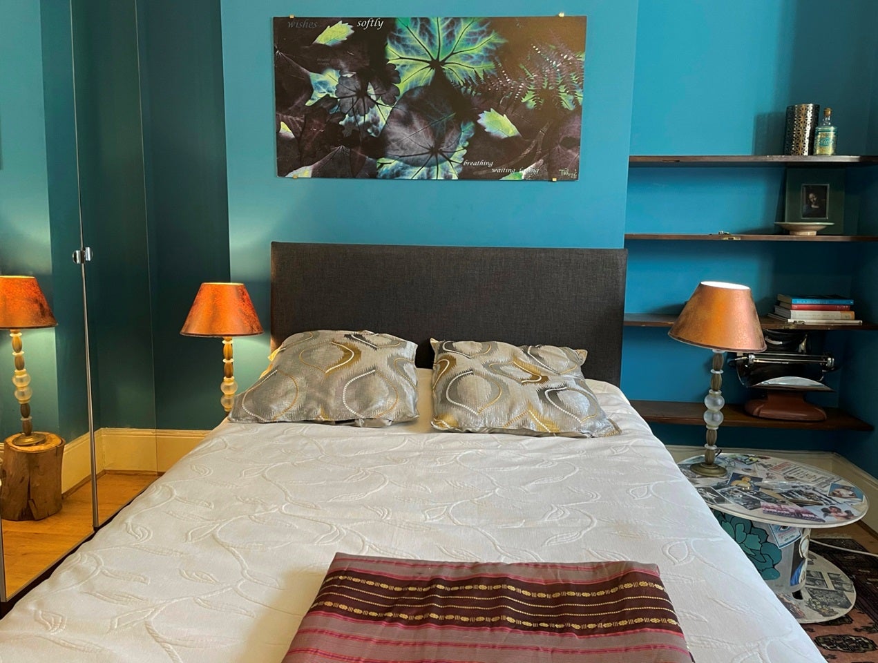 Flat Onslow Gardens in Greater London