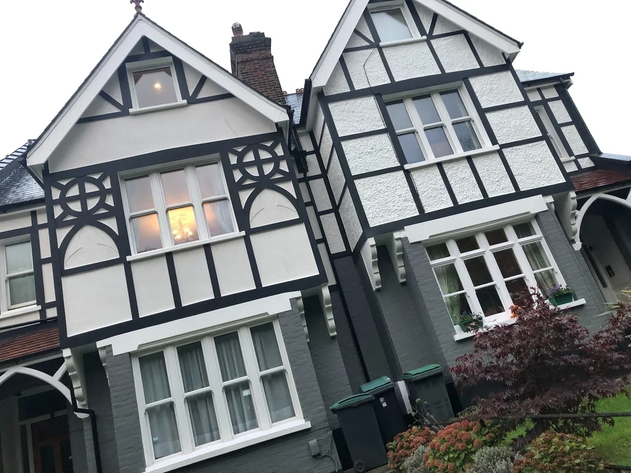 Flat Onslow Gardens in Greater London