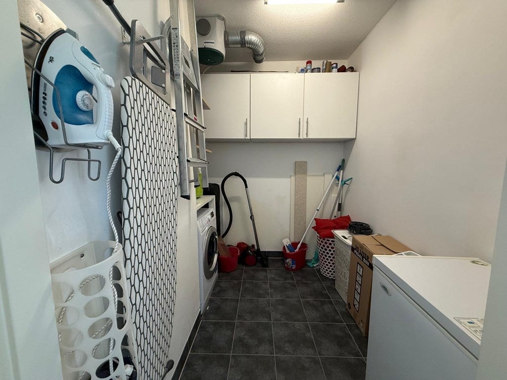 Woning te huur: Cas Oorthuyskade, Amsterdam