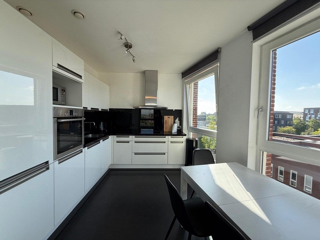 Woning te huur: Cas Oorthuyskade, Amsterdam
