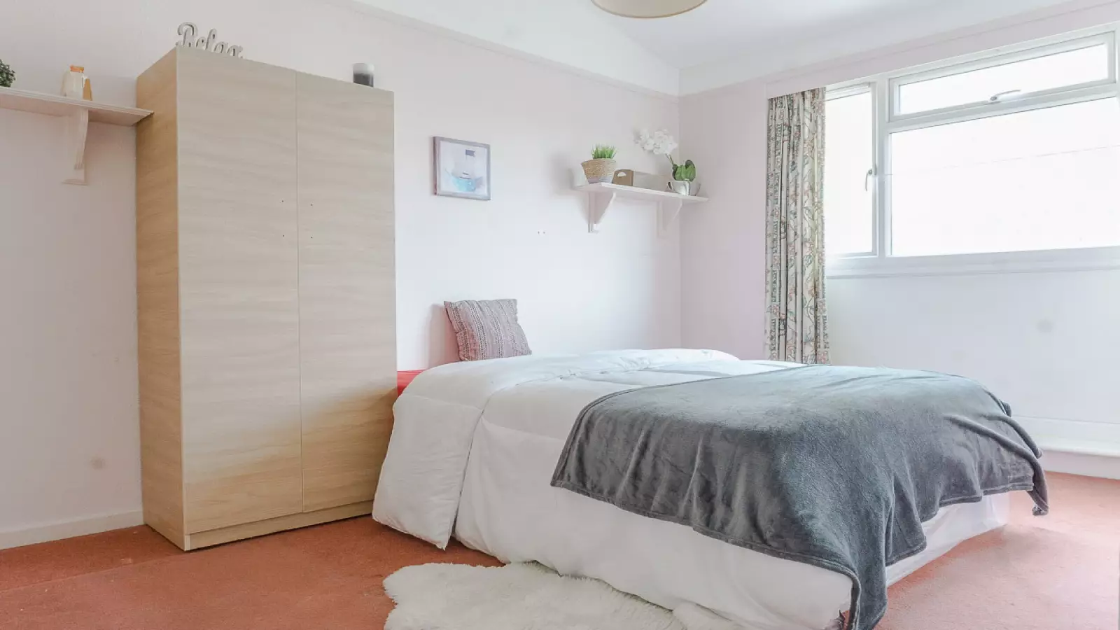 Room Pearscroft Road in Greater London