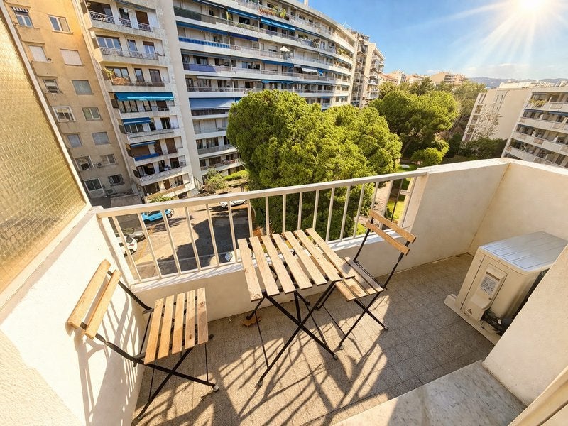 Flat Rue Honnorat in Marseille