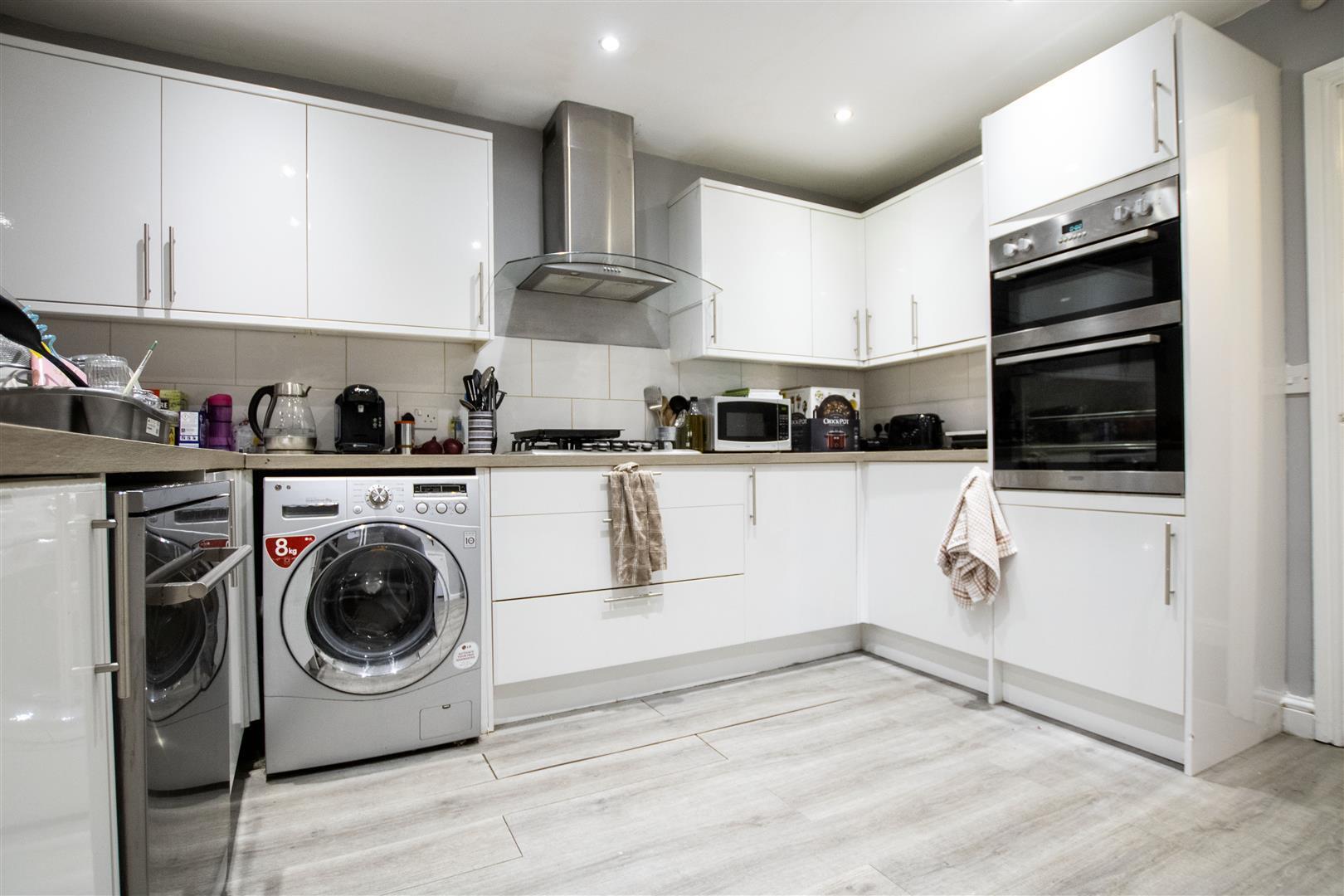 Flat Heeley Road in Birmingham