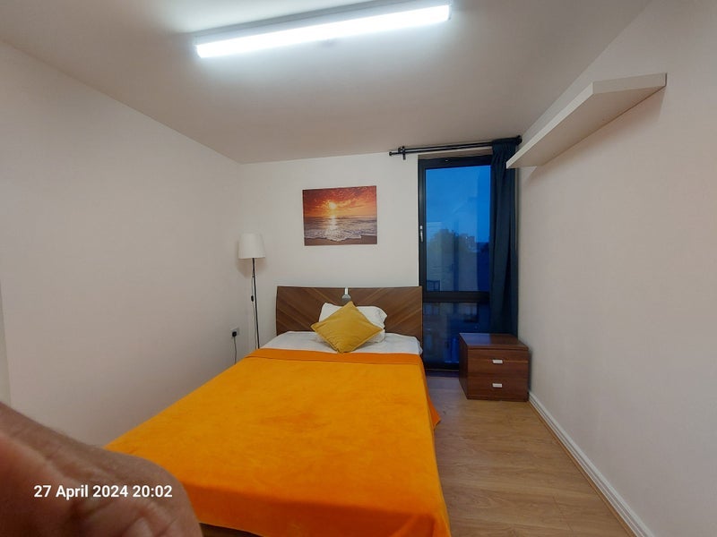 Room Upper North Street in Greater London