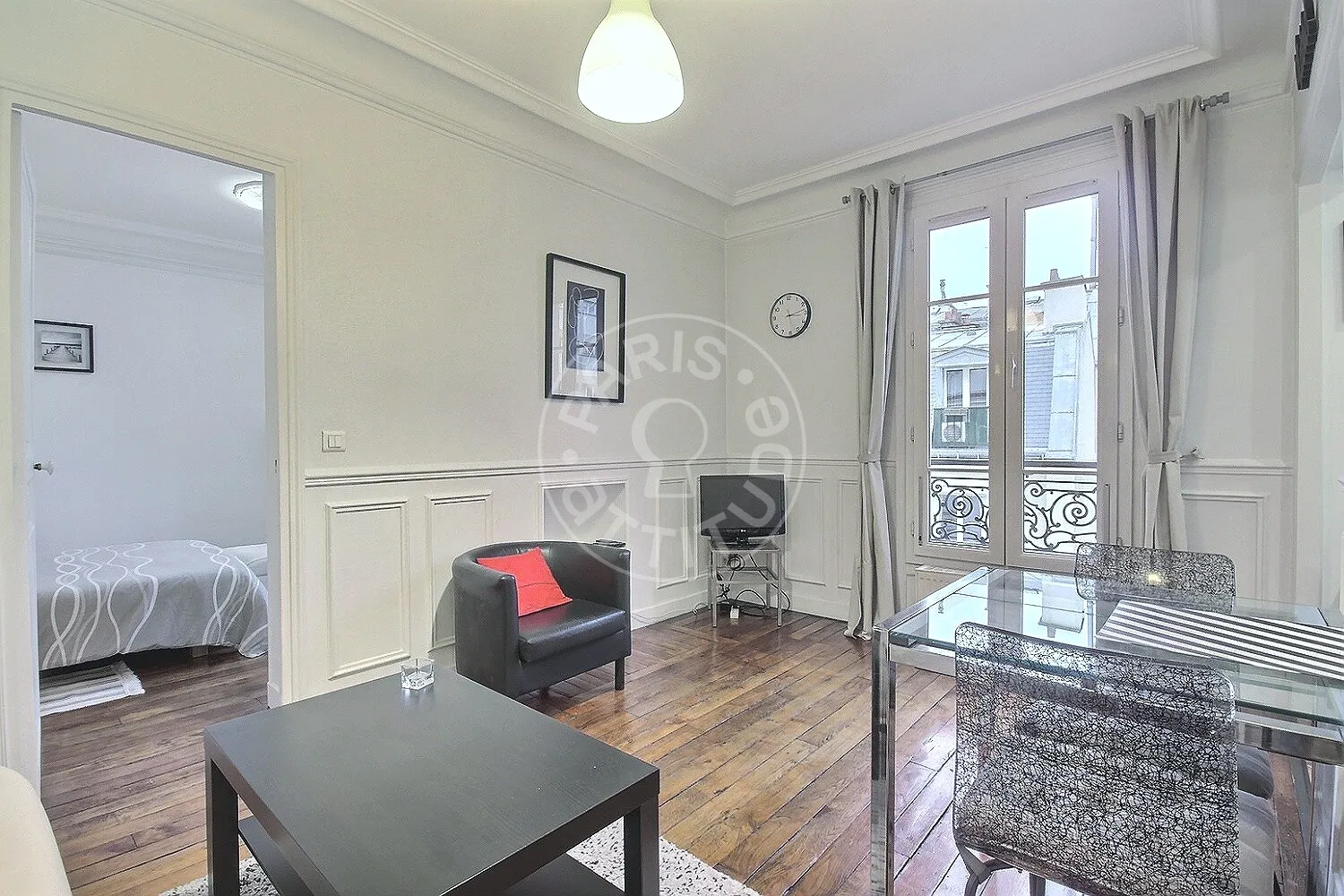 Flat Villa de la Grande Armée in Paris