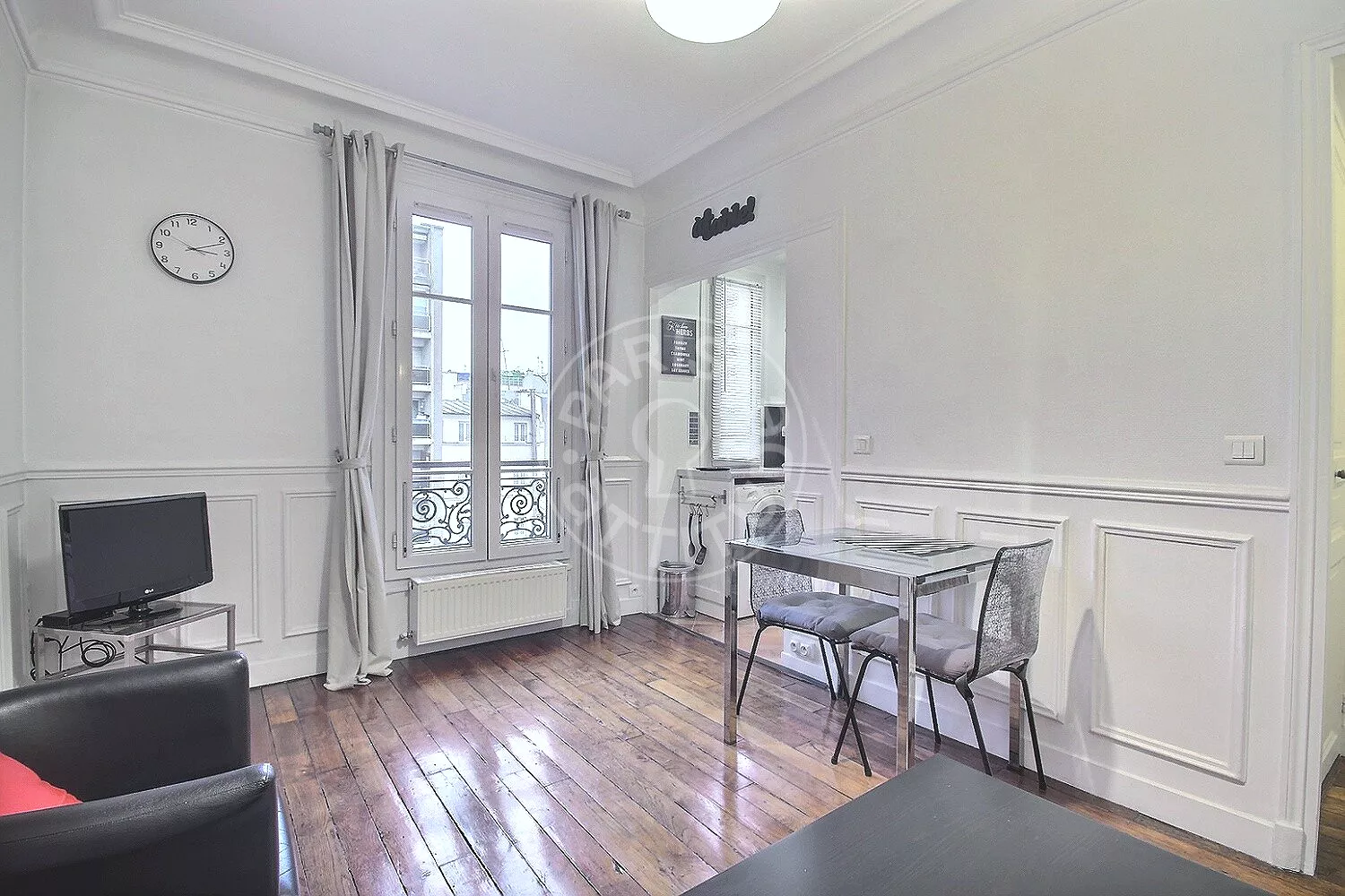 Flat Villa de la Grande Armée in Paris