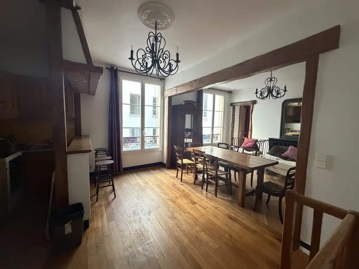 Flat Rue du Faubourg Saint-Martin in Paris