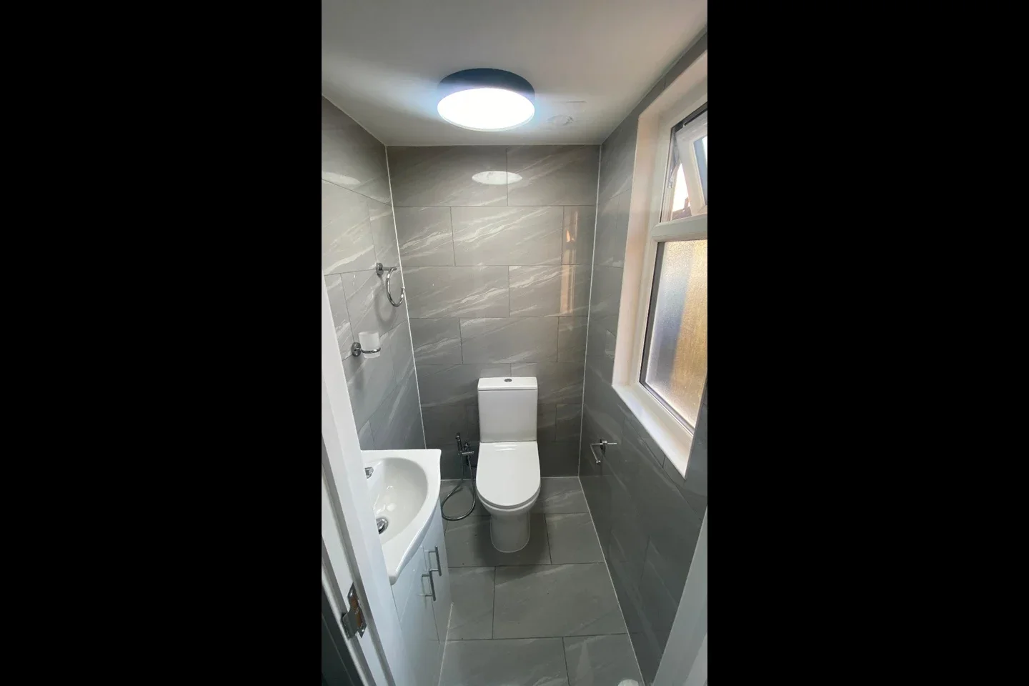 Room Gourney Grove in Grays