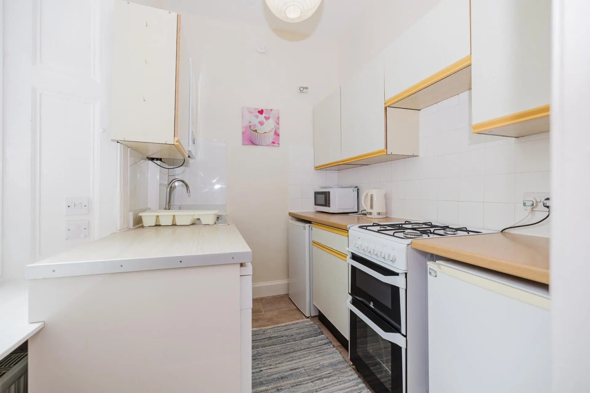 Flat Upper Grove Place in City of Edinburgh