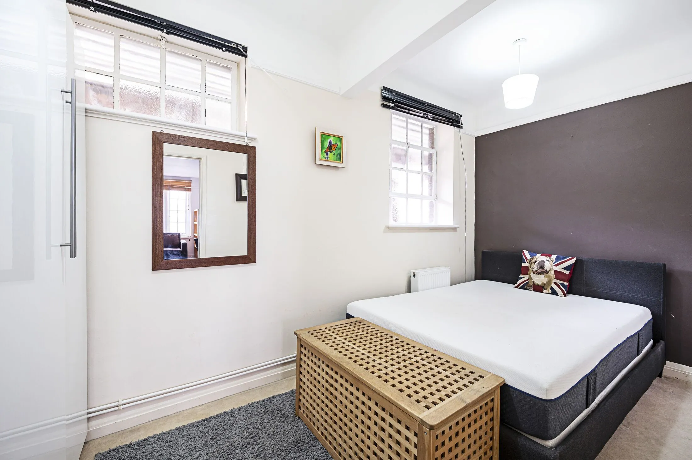 Flat Mortimer Place in Greater London