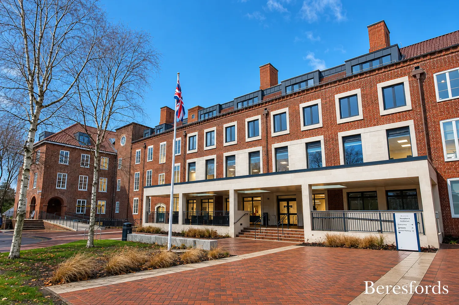 Flat Ingrave Road in Brentwood