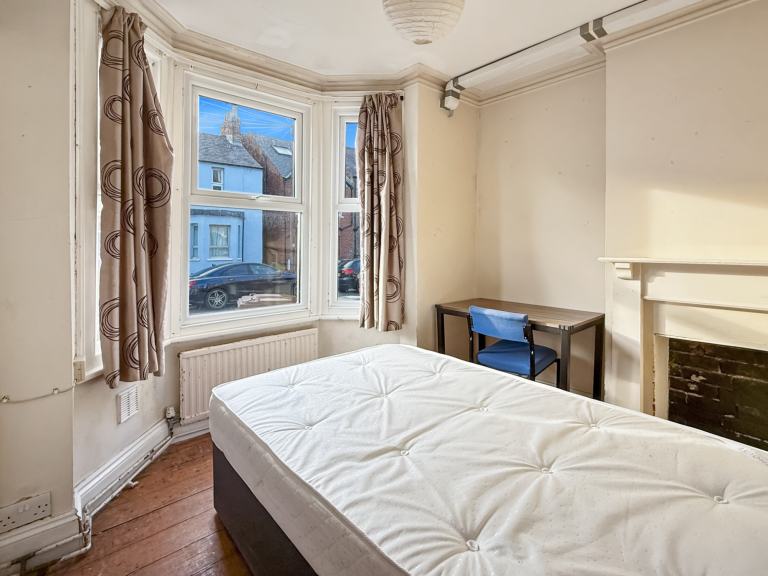 Room Bramwell Place in Oxford