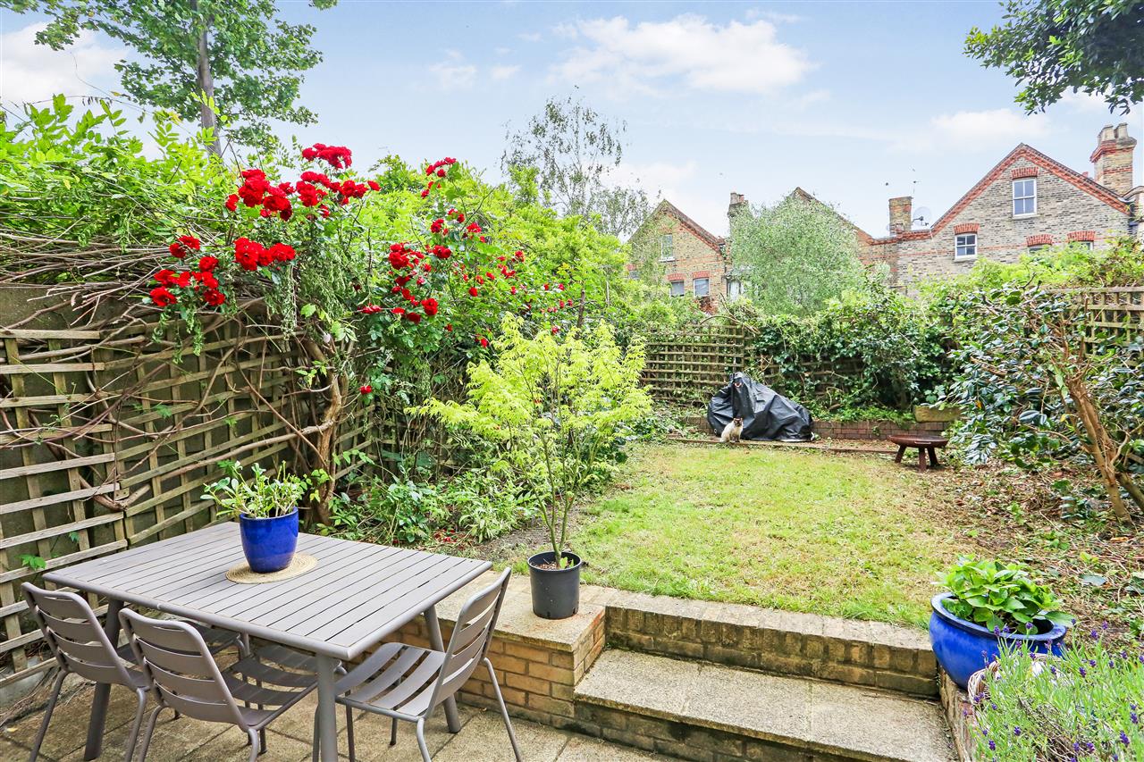 House Tavistock Terrace in Greater London