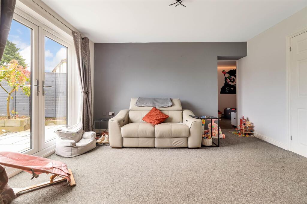House Crane Close in Huntingdonshire