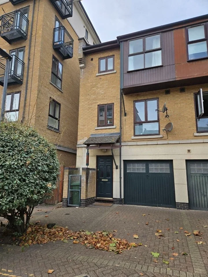 House Constable Avenue in Greater London