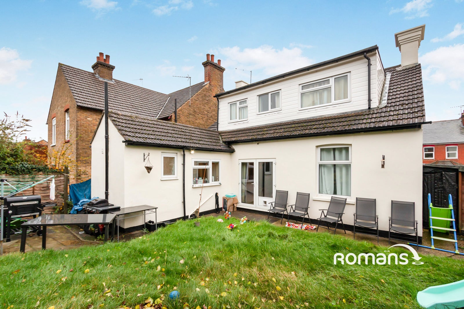 House Holly Road in Rushmoor