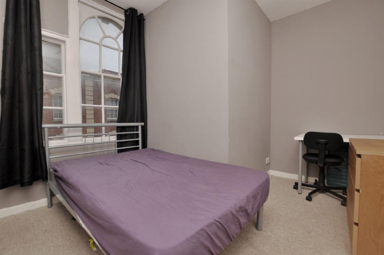 Flat Cumberland Street in Bristol
