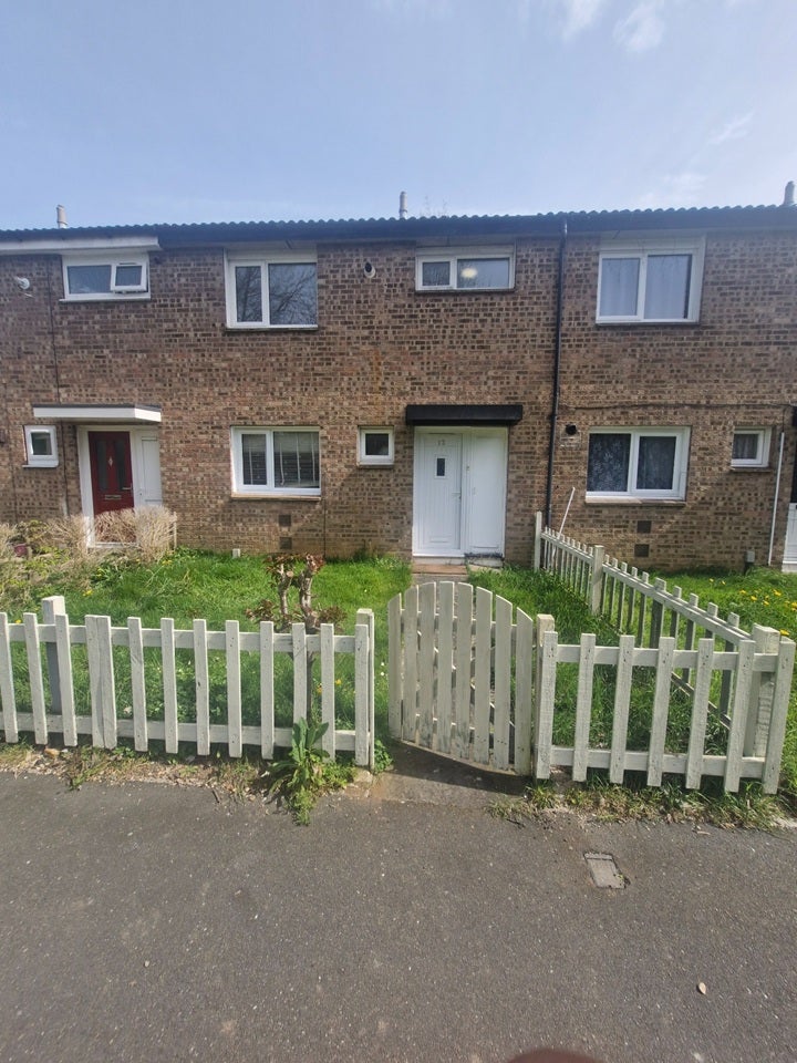 House Spinneyside Walk in Northampton