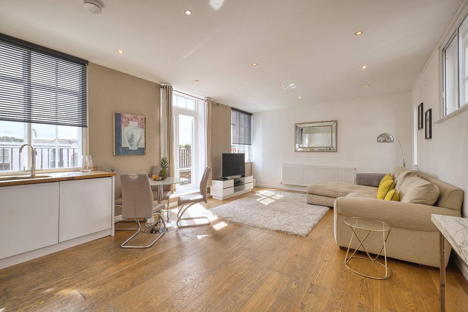 Flat Jewry Lane in Canterbury