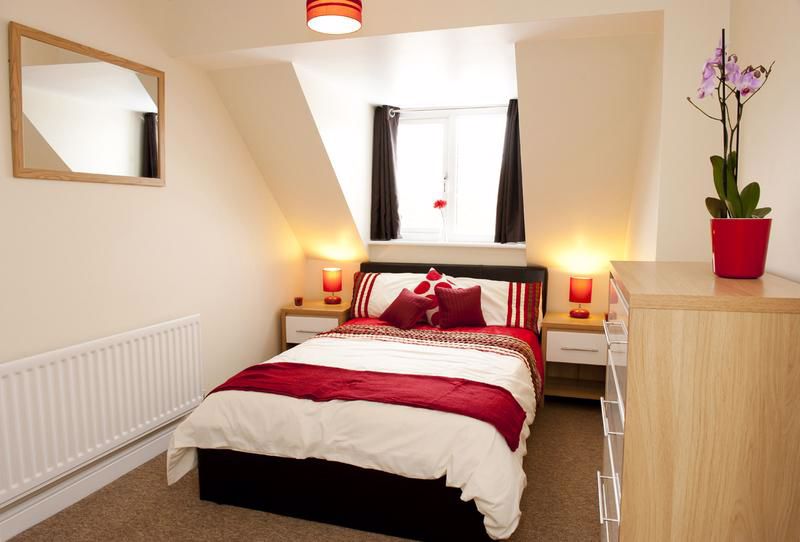 Room Stewardstone Gate in Priorslee Village