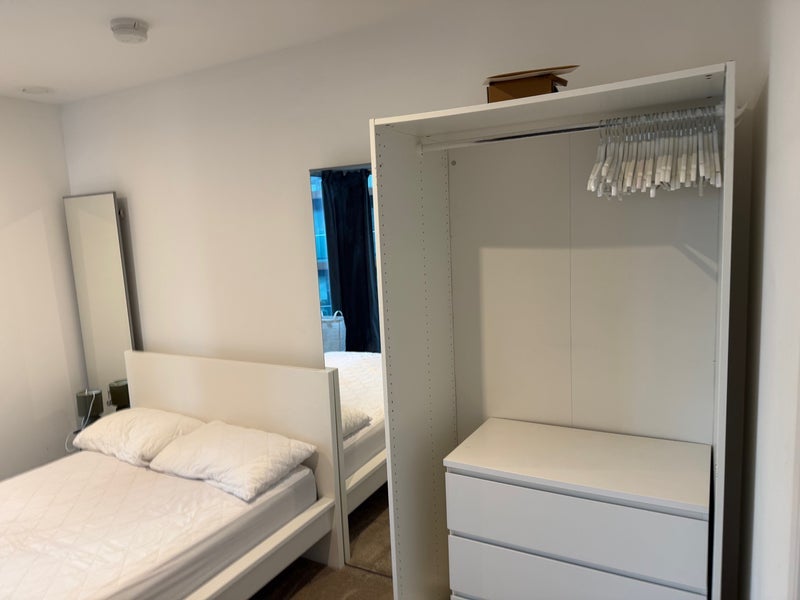 Room Woolwich High Street in Greater London