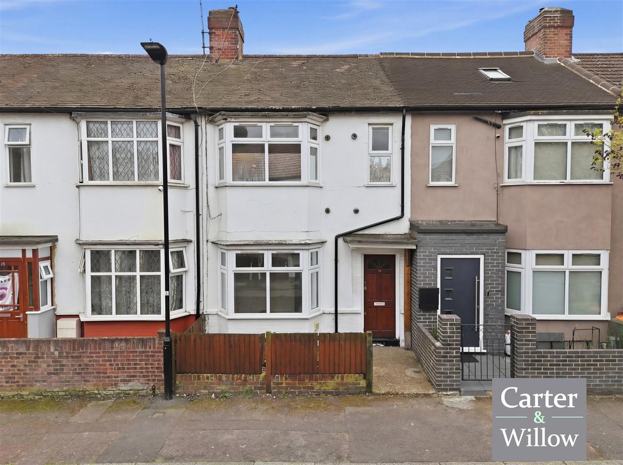House Gresham Road in Greater London