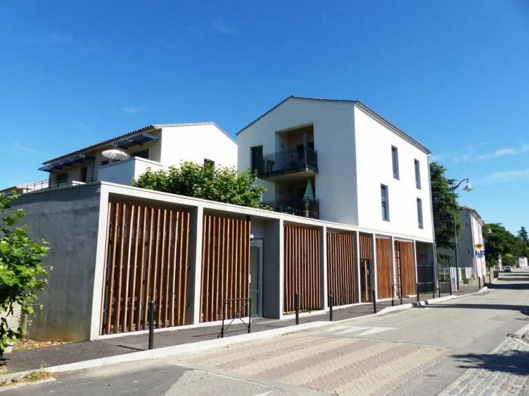 Flat Route de Malataverne in Allan