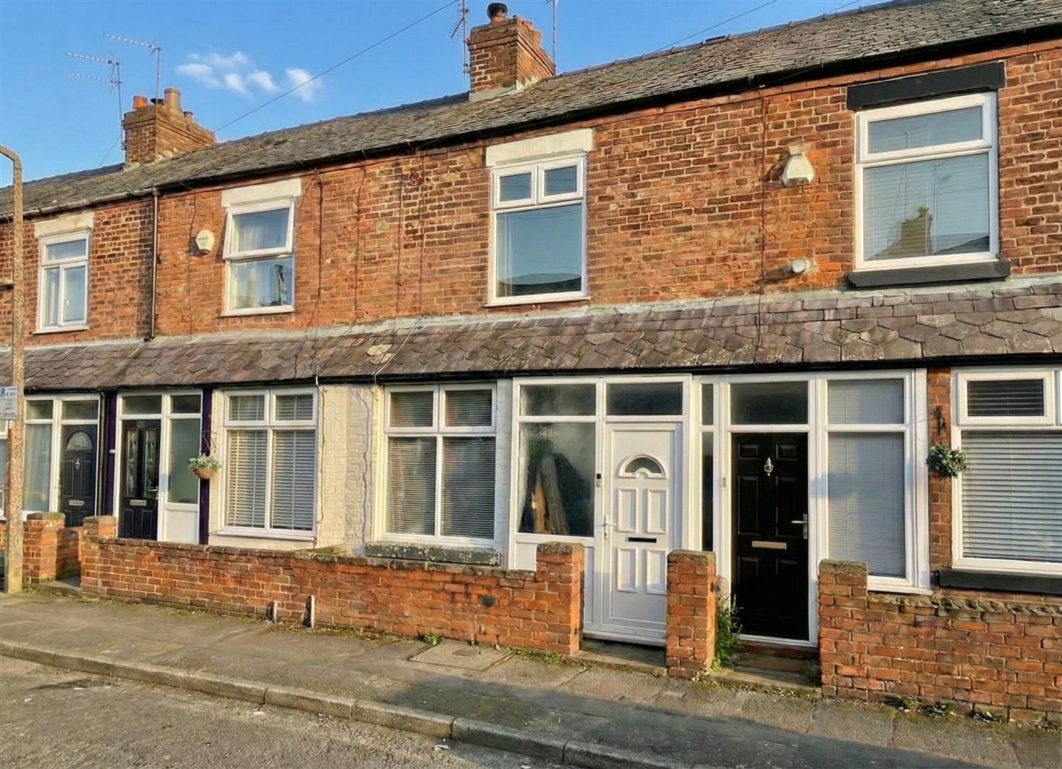 House Hyde Grove in Trafford