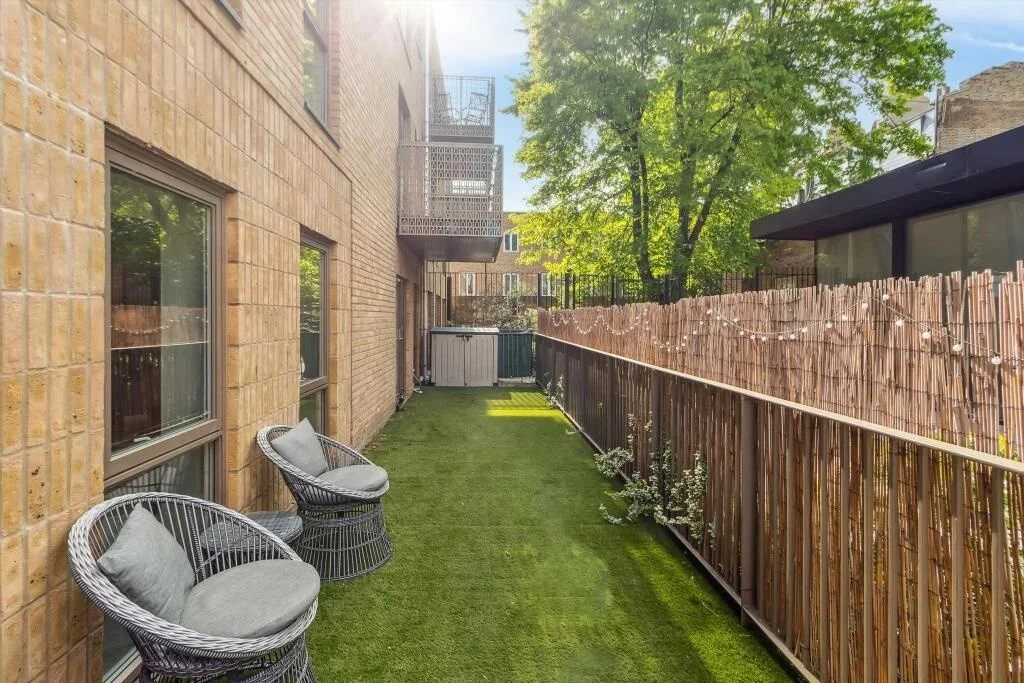 Flat St Clements Avenue in Greater London