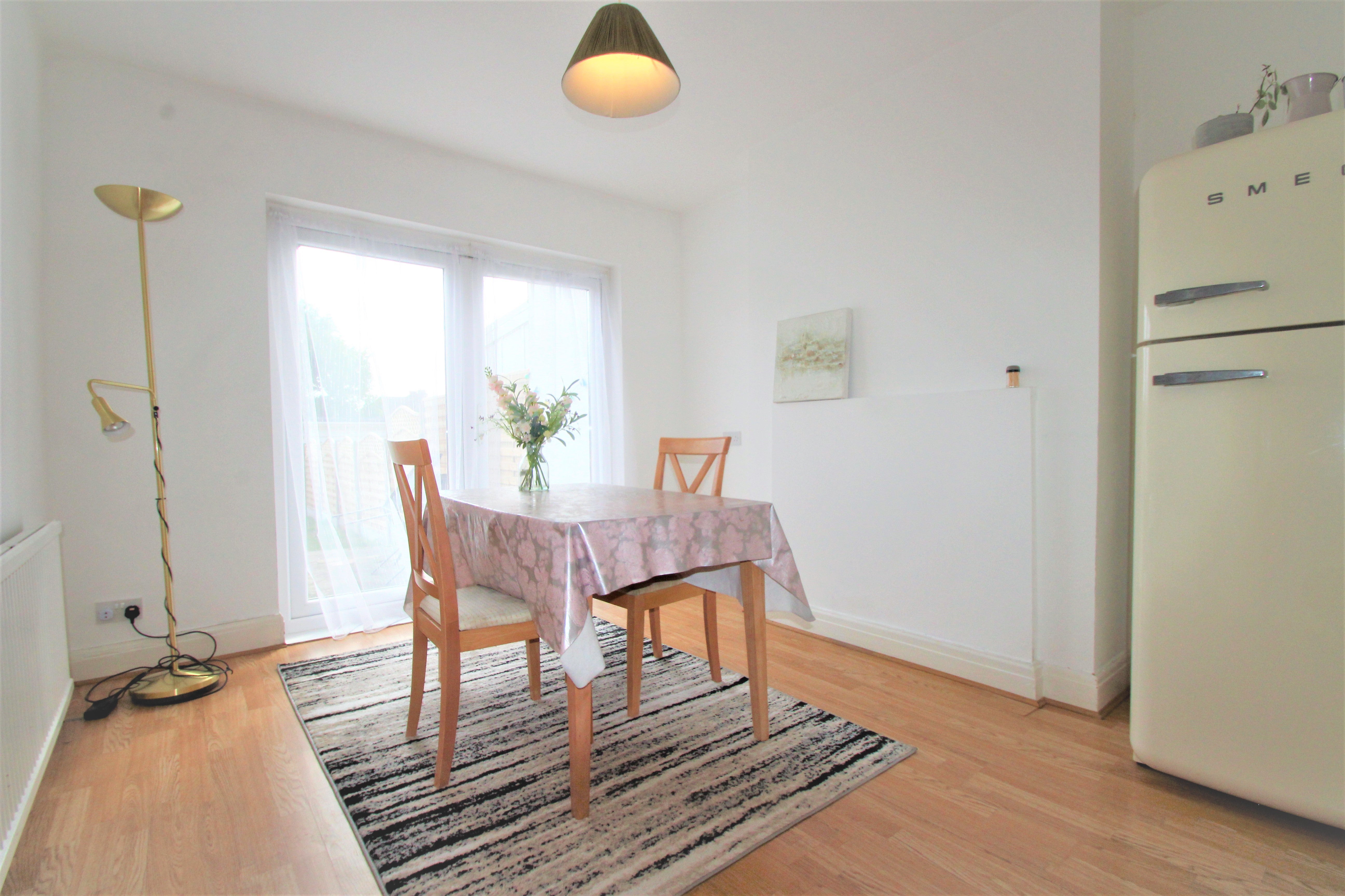 House Perwell Avenue in Greater London