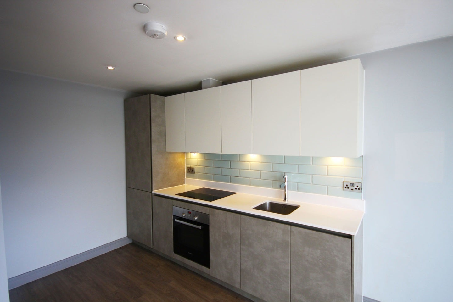 Flat Park Terrace in Greater London