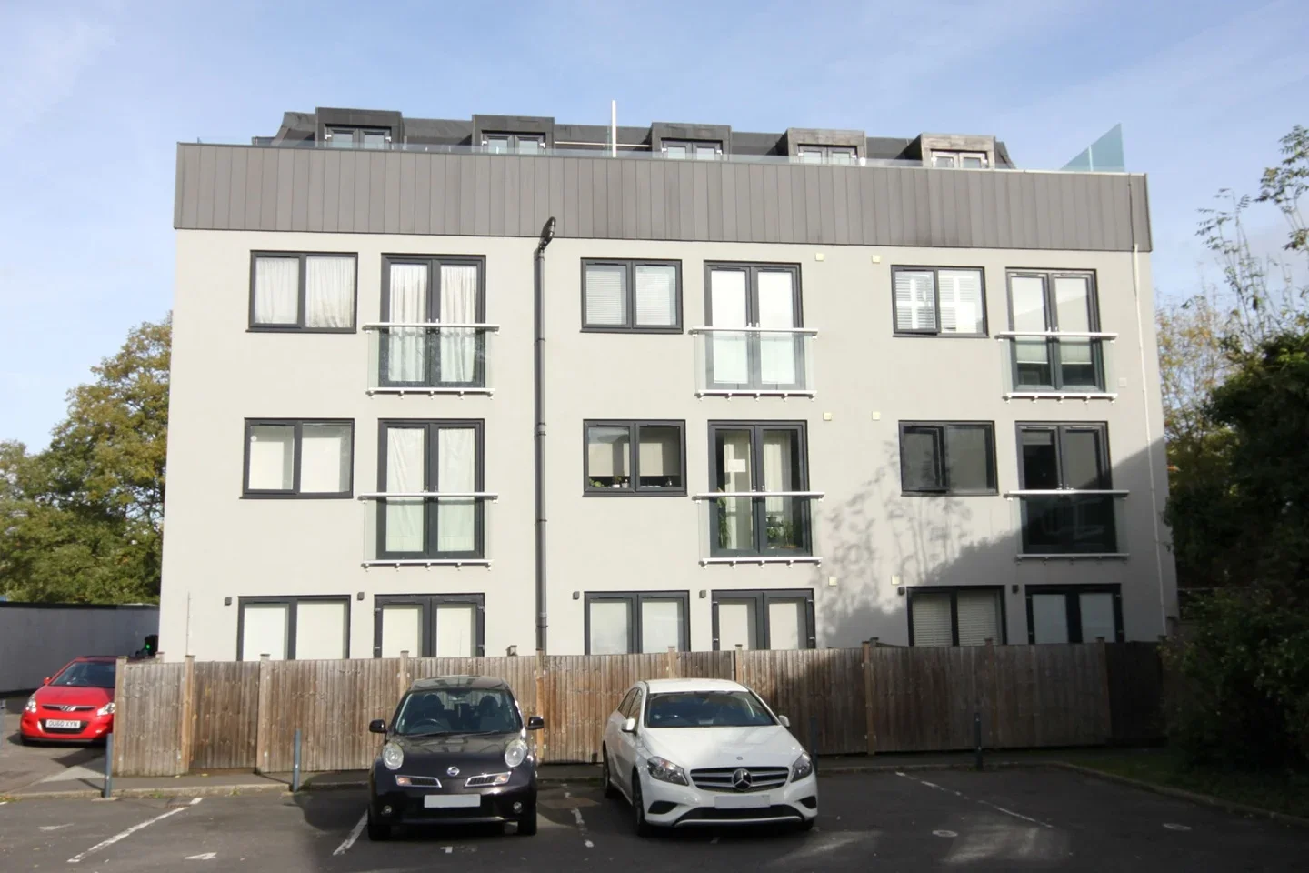 Flat Park Terrace in Greater London