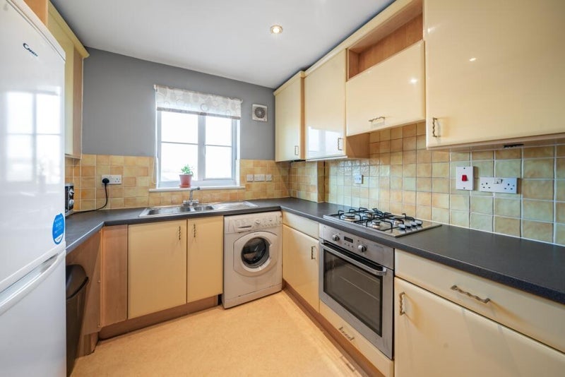 Room Newent Close in Greater London