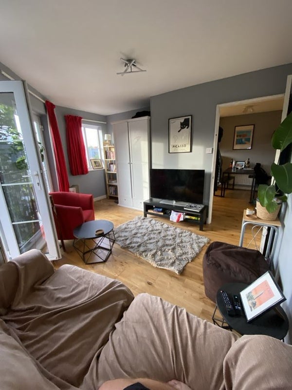 Room Newent Close in Greater London
