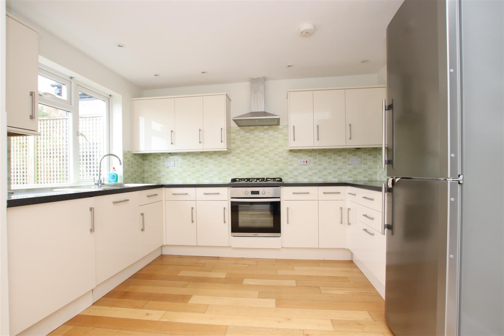 Room Eastfield Avenue in Bath