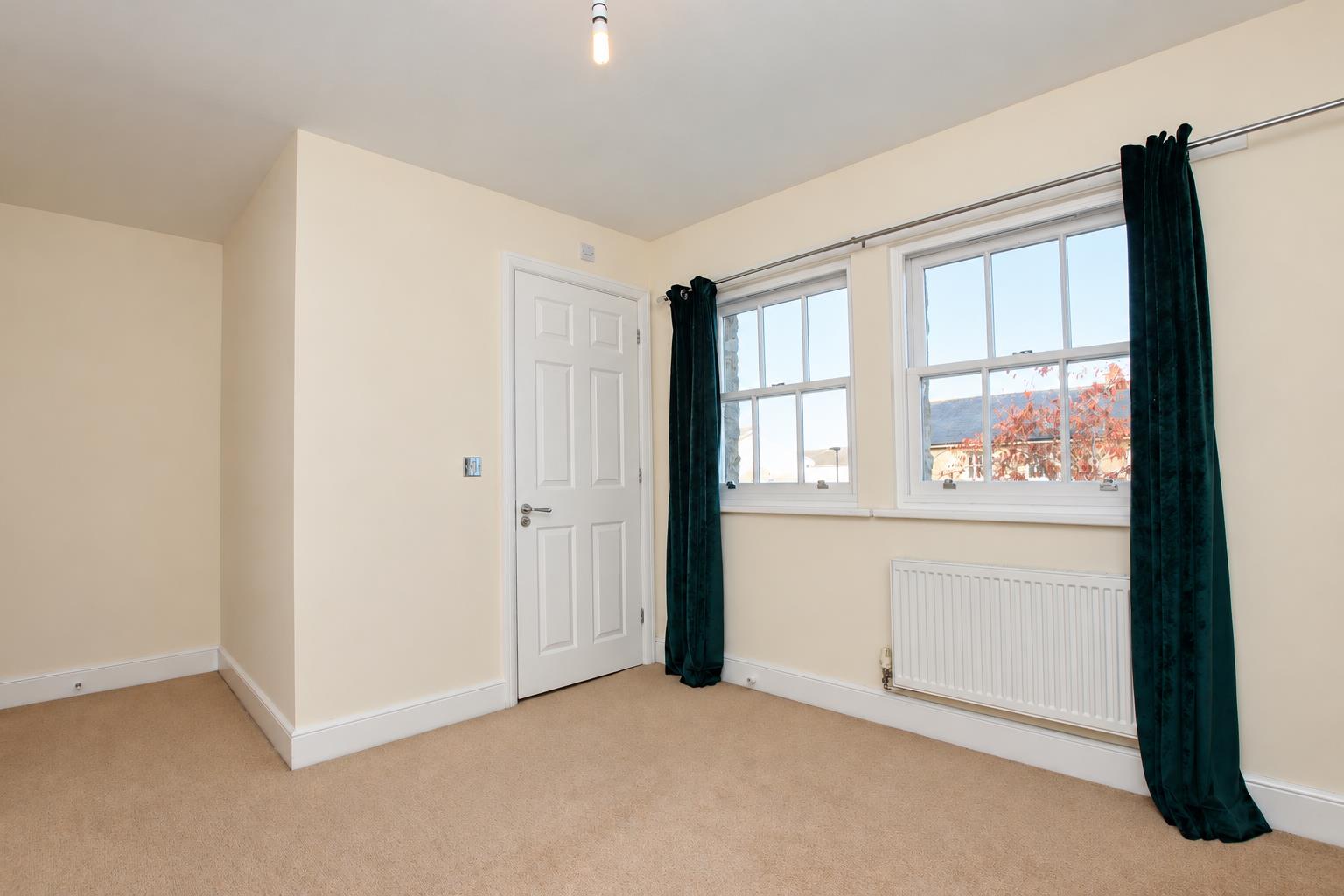 Room Eastfield Avenue in Bath