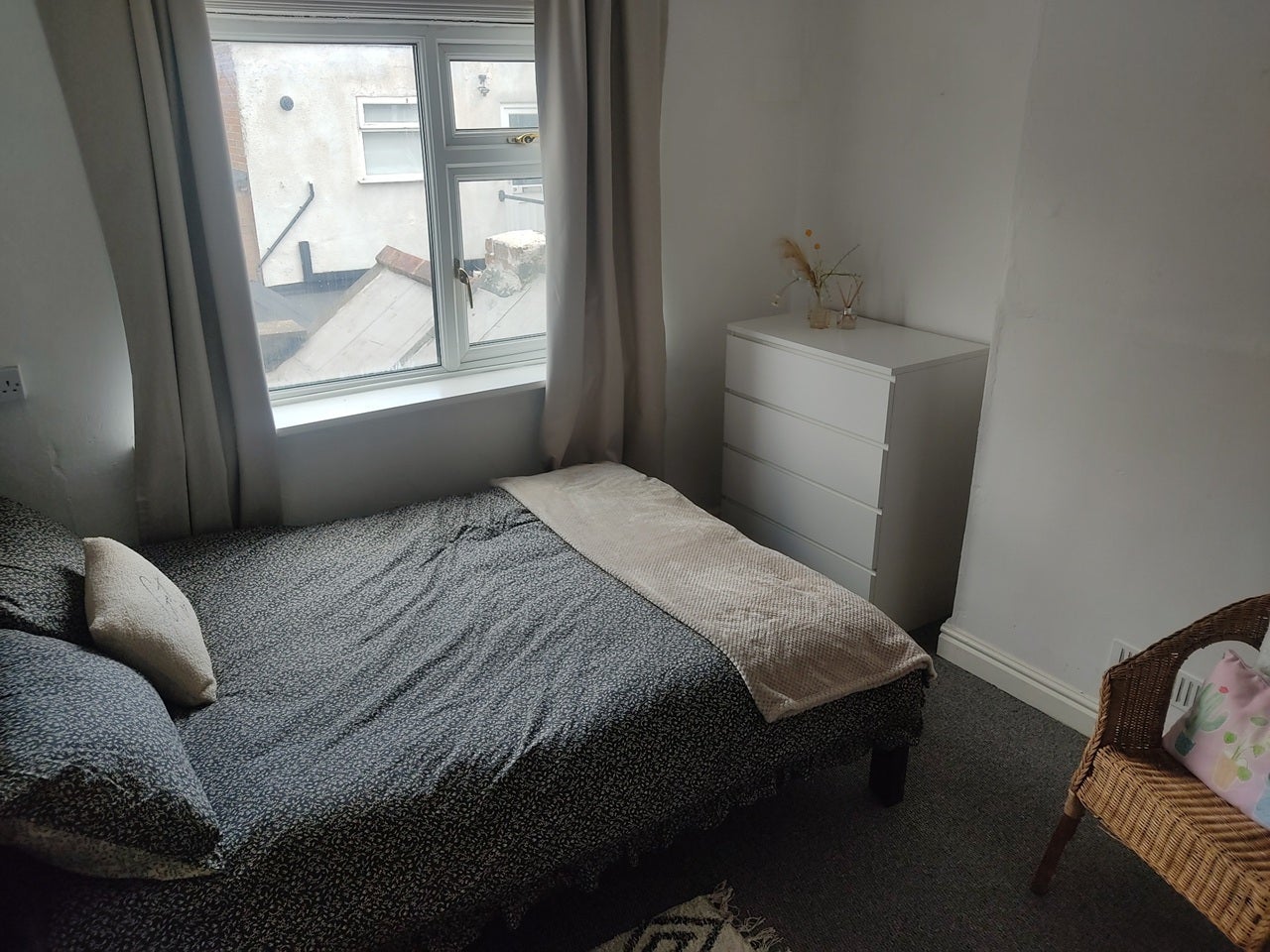 Flat Gordon Road in Rushcliffe
