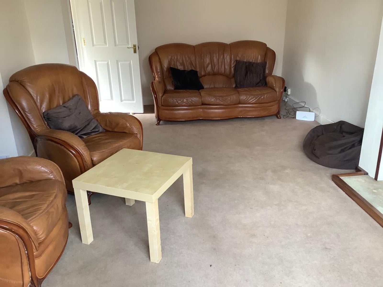 Room Solitaire Avenue in Worcester