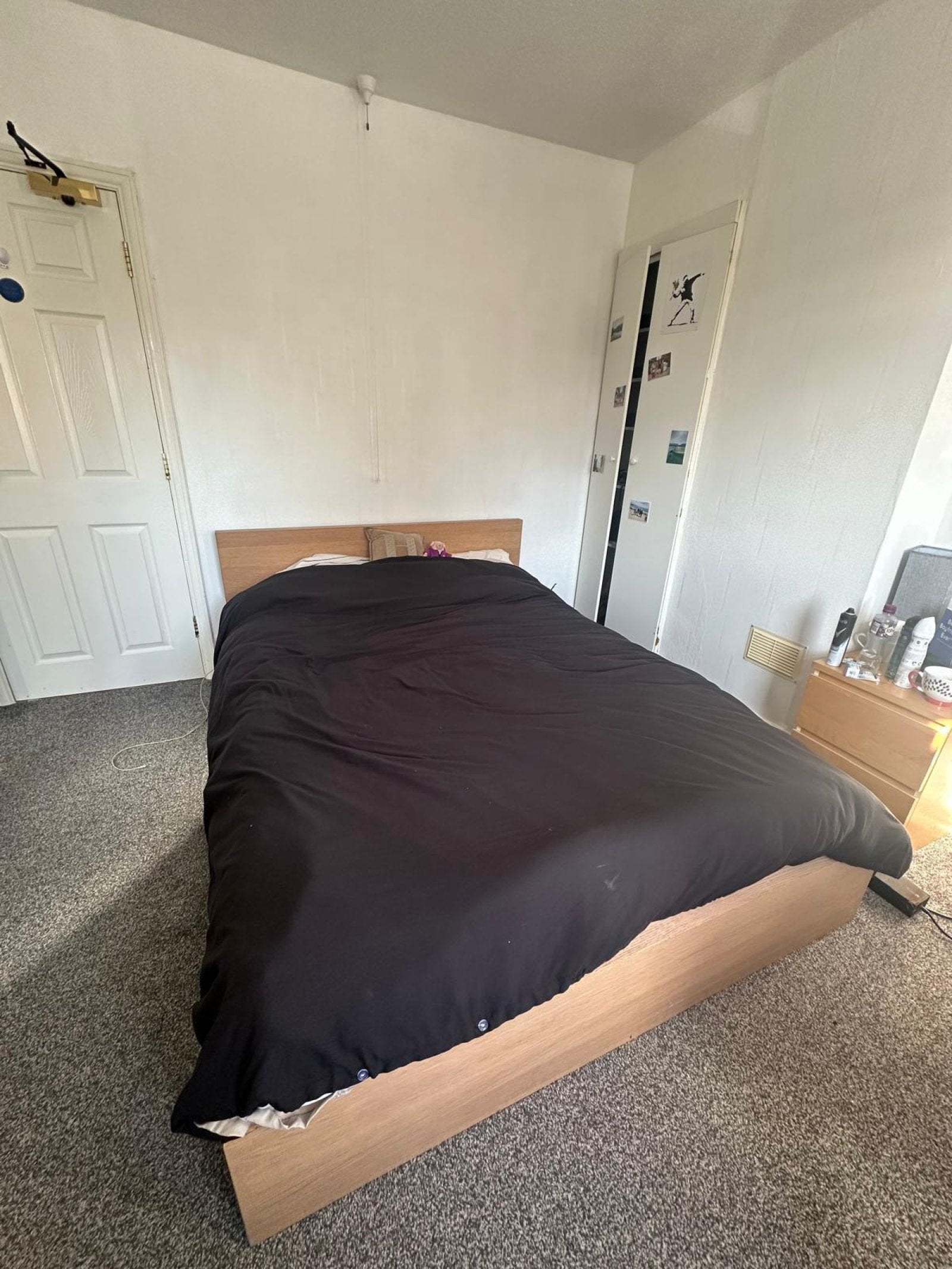 Room Solitaire Avenue in Worcester